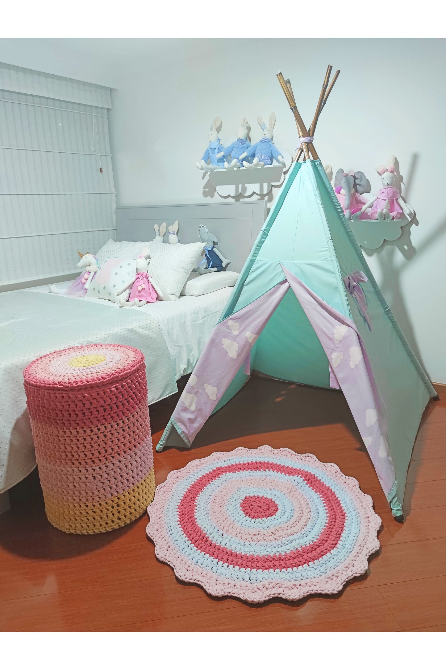 Tapete rosado blanco