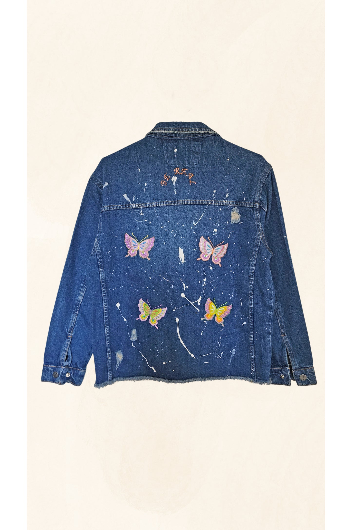 Chaqueta Jean bordada Mariposa.