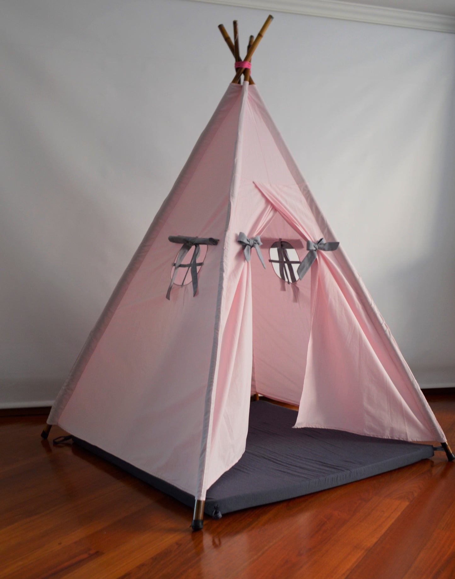 teepee rosado pastel/ gris