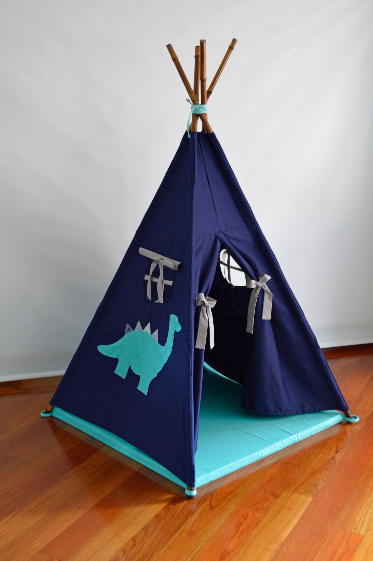 Teepee Dinosaurio