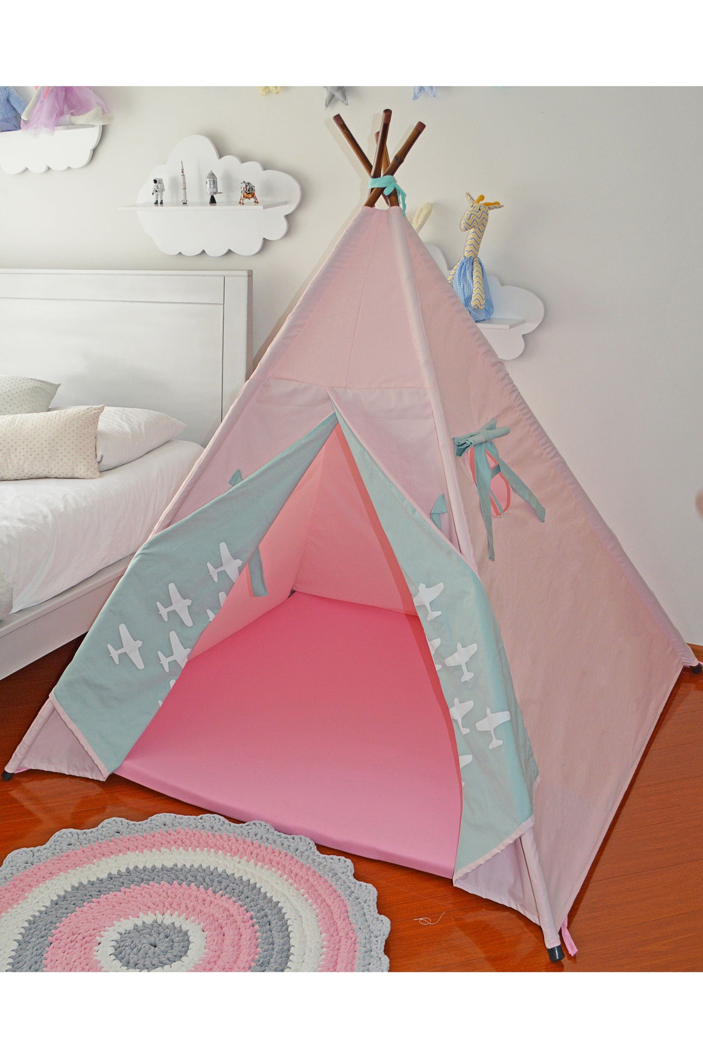 Teepee rosa/ verde menta aviones