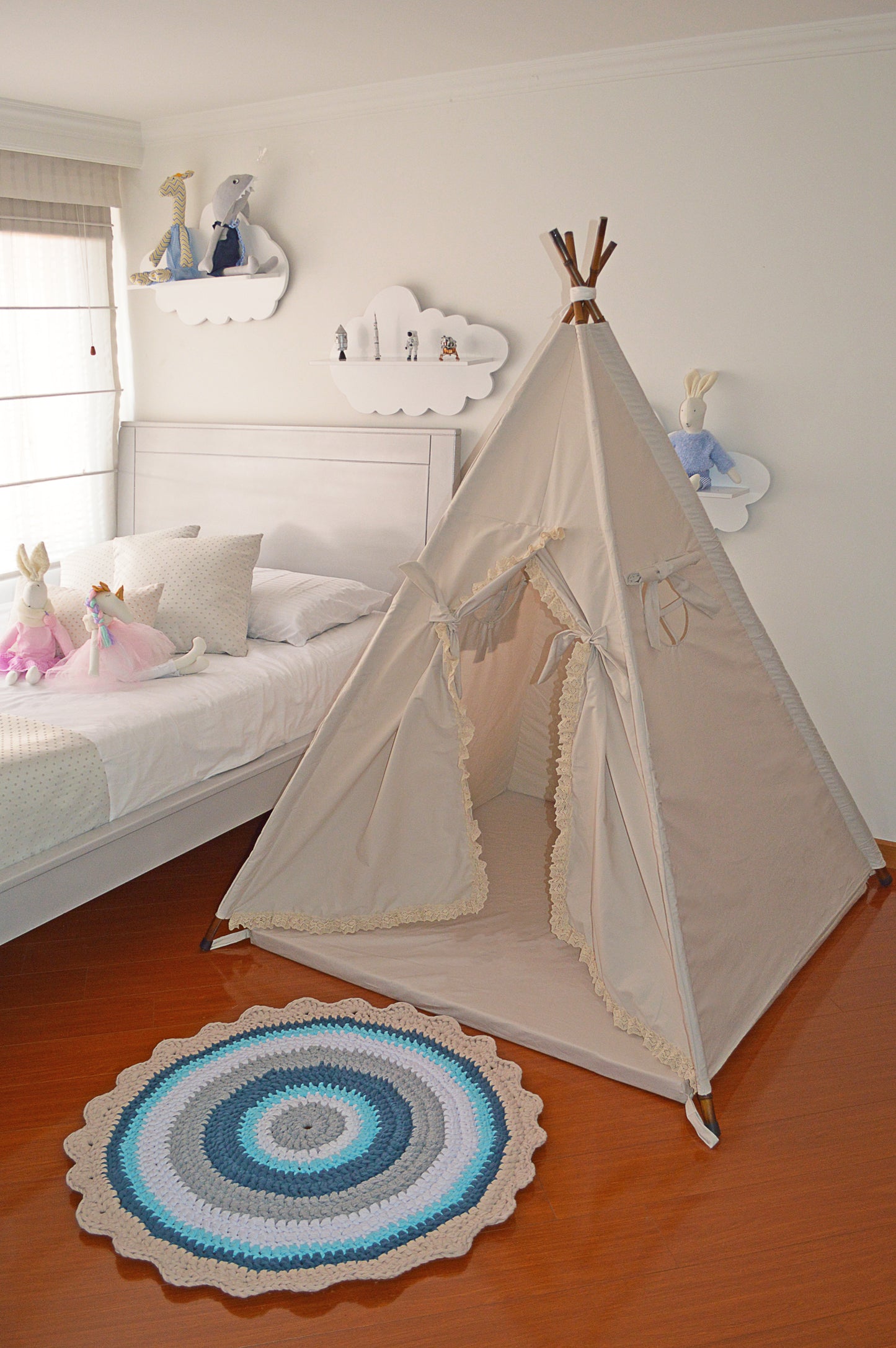 Teepee Beige oscuro encaje